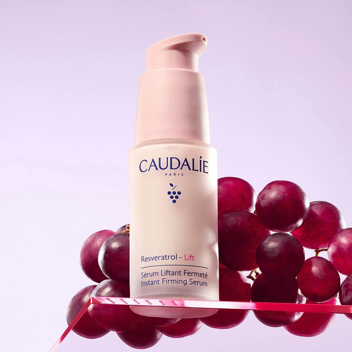Detalle del envase Resveratrol-Lift de Caudalie